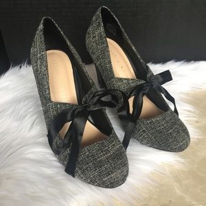 Kelly & Katie ~ Linosa Lace-up Pump